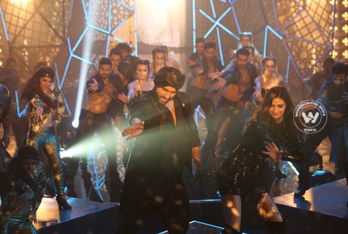 /media/k2/galleries/63030/Mubarakan-04