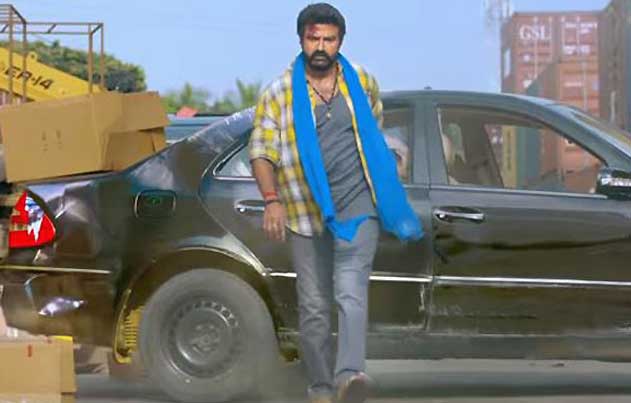 /media/k2/galleries/64556/Jai-Simha-Movie-Stills-01