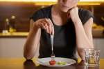 Disordered Eating tips, Disordered Eating health tips, five signs of disordered eating, Mental health