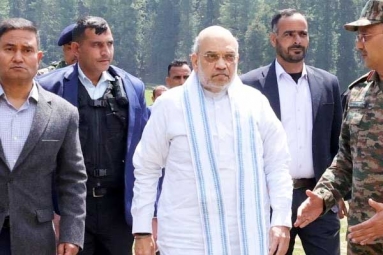 Amit Shah To Chief Ministers: Identify Pak Nationals and Send Back