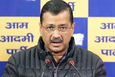 Delhi Lt Governor orders Probe in Arvind Kejriwal&#039;s MLA-Poaching Claim