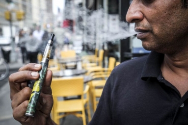 India Bans E-Cigarettes After Vaping-Related Deaths Reported in U.S.