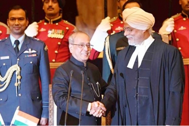 JS Khehar sworn in as the Chief Justice of India!