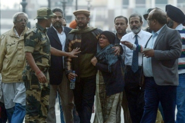 Don&#039;t Fall in Love on Facebook, Warns Indian jailed in Pakistan