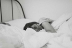 why am i sleeping too much, why am i sleeping too much, 6 dangerous side effects of oversleeping, Blood glucose levels