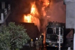 DFS, massive fire, delhi massive fire breaks out in plastic factory no casualty reported, Massive fire DFS, massive fire, delhi massive fire breaks out in plastic factory no casualty reported, Massive fire