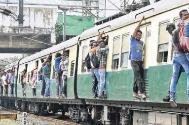 Will Cancel Season Tickets of 'Footboard Travelers': Southern railways
