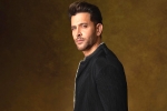 Hrithik Roshan breaking, Hrithik Roshan next film, hrithik roshan allocates 60 days for war 2, Hrithik