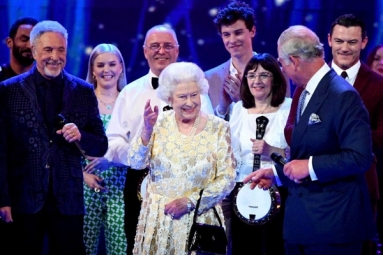7 Indian Origin Australians Receive Top Honors in Queen's Birthday Award Ceremony 7 Indian Origin Australians Receive Top Honors in Queen's Birthday Award Ceremony
