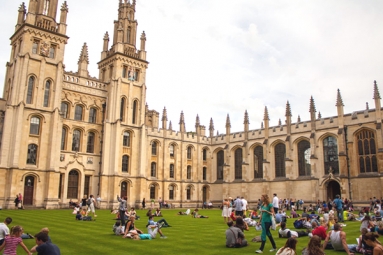 Indian-origin student sues Oxford University for &#039;boring&#039; teaching