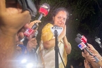 Kalvakuntla Kavitha latest updates, Enforcement Directorate, kavitha makes strong statements after being released from jail, Kcr