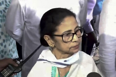 Mamata Banerjee Faces Unprecedented Dissent