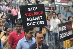 doctors protest, Mamata Banerjee, mamata banerjee meets protesting doctors accepts proposal to set up grievance redressal cell in govt hospitals, Kolkata police