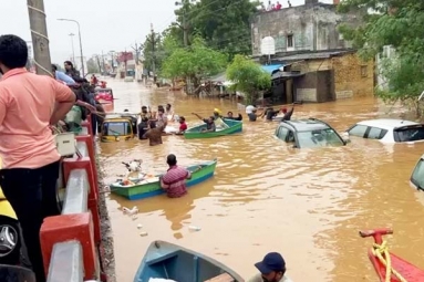 27 dead in Telugu states due to Massive Rains