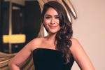 Mrunal Thakur single, Mrunal Thakur upcoming movies, mrunal thakur in a relationship, Diwali