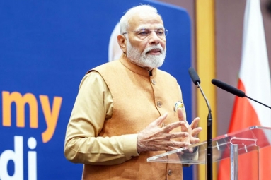 Narendra Modi Calls India as &#039;Vishwabandhu&#039;