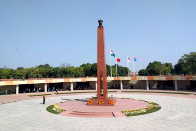 PM Modi to Pay Homage to the Soldiers at National War Memorial on R-Day