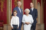 Buckingham Palace, Queen Elizabeth, portrait of the queen with the three future kings released, Handbag