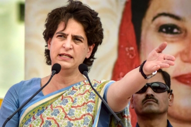 Priyanka Gandhi Takes a Dig at Modi Govt. over Economic Policies