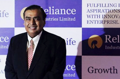 RIL Stands No1 Reaching Rs 10 Lakh Crore Market Cap