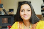 Renu Desai news, Renu Desai updates, renu desai shock to pawan s fan, Renu desai