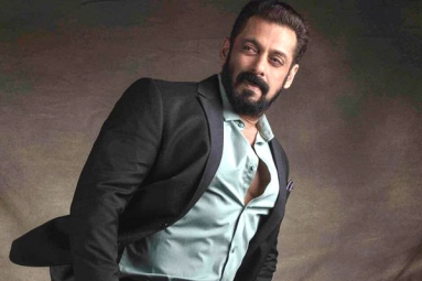 Salman Khan joins the sets of Chiranjeevi's Next Salman Khan joins the sets of Chiranjeevi's Next