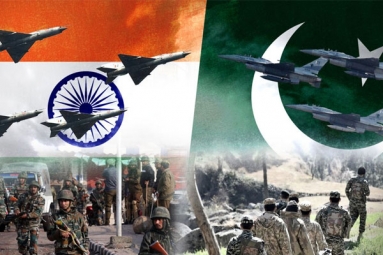 Pakistan Minister Sheik Rasheed threatens India with Nuclear War