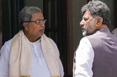 Siddaramaiah vs DK Shivakumar Tussle Back in Karnataka