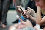 social media, stress due to social media, social media stress leads to social media addiction study, Chatting