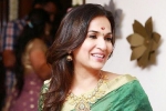 rajinikanth younger daughter, soundarya rajinikanth movies, soundarya rajinikanth to get married in february reports, Rajnikanth