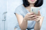 Phone to Loo virus, Phone to Loo breaking updates, taking your phone to loo can give you lifelong problems, Newspapers
