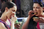 foods to avoid in monsoon, rainy season dish, these 5 foods should be avoided in monsoon to stay healthy, Pakodas foods to avoid in monsoon, rainy season dish, these 5 foods should be avoided in monsoon to stay healthy, Pakodas