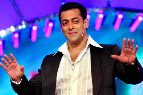 Bigg Boss 8 inaugurated},{Bigg Boss 8 inaugurated