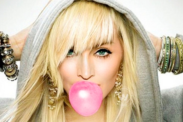 Madonna dating a 26 year old dancer},{Madonna dating a 26 year old dancer
