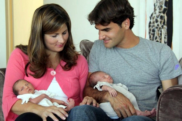 Roger Federer welcomes another set of twins},{Roger Federer welcomes another set of twins