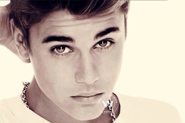 Justin Bieber on a Super Bowl partying spree},{Justin Bieber on a Super Bowl partying spree