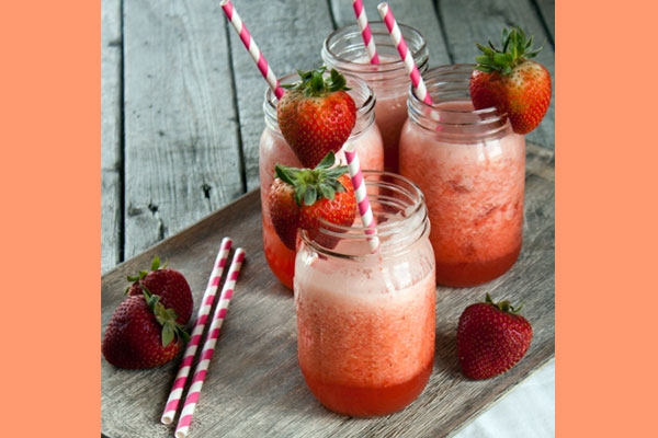 Freshen up with cool and refreshing Strawberry Lemonade