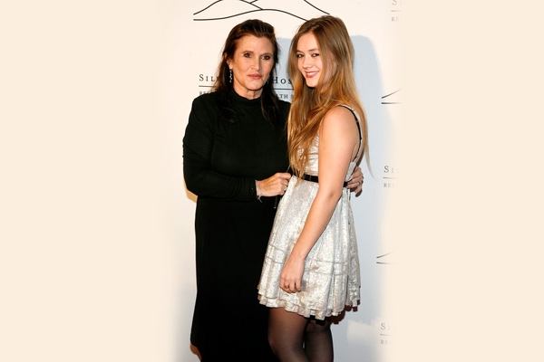 Carrie Fisher's daughter to star in next Star Wars},{Carrie Fisher's daughter to star in next Star Wars