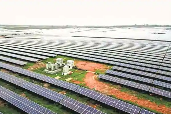 Modi launches a 750 MW solar power plant in Rewa to stop imports from China