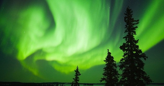 3 great places to watch the northern lights in America