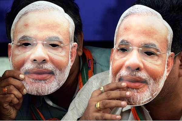 Indian couple name their twins 'Narendra' and 'Modi'},{Indian couple name their twins 'Narendra' and 'Modi'