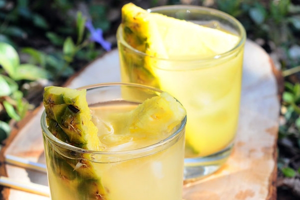 Quench your thirst with Pineapple Panna},{Quench your thirst with Pineapple Panna