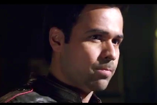 Mr X trailer unveils the Invisible Serial Kisser Emraan},{Mr X trailer unveils the Invisible Serial Kisser Emraan