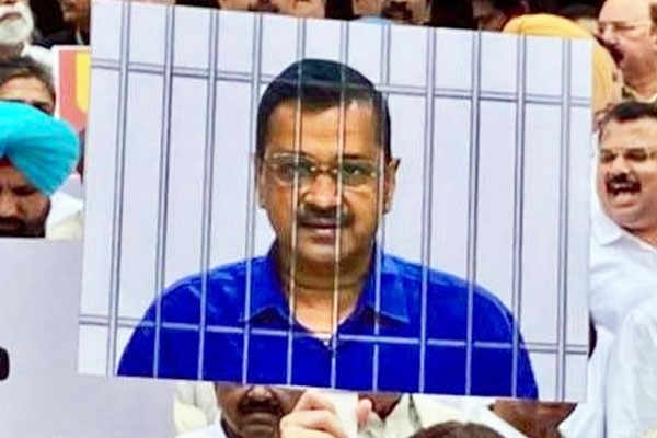 Arvind Kejriwal Case: Delhi HC Issues Notice To CBI