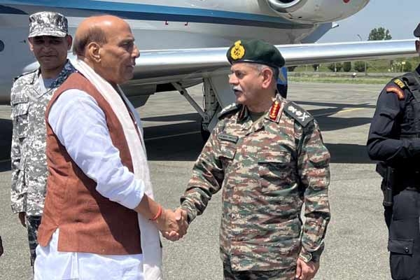 Defence Minister Rajnath Singh In Srinagar to meet Army Troops