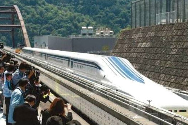 India Launches It’s First Bullet Train Project