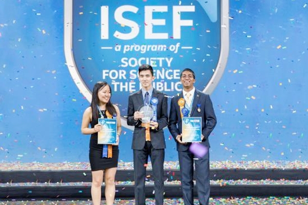 Indian-American boy wins Intel Young Scientist Award