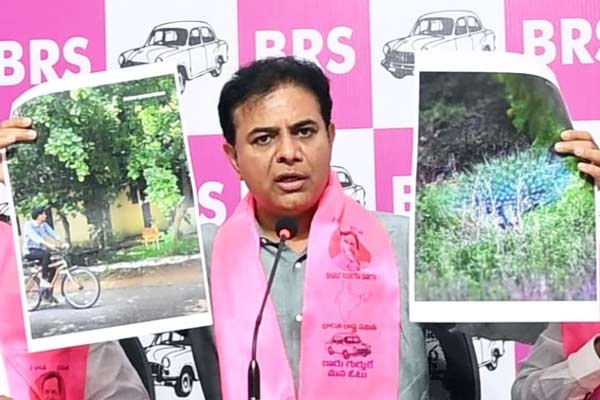 KTR's Big Statements on Hyderabad University Land