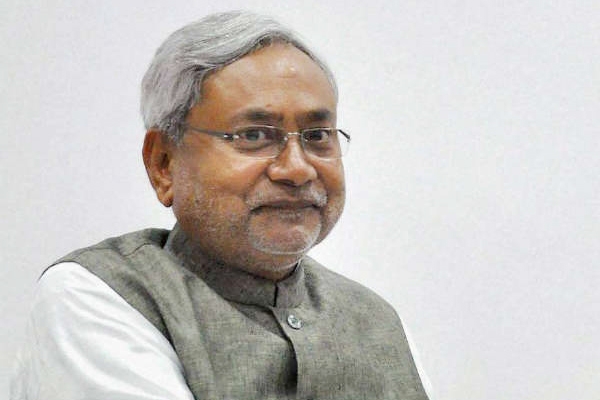 Amidst U-turn rumours Bihar CM reassures liquor ban},{Amidst U-turn rumours Bihar CM reassures liquor ban
