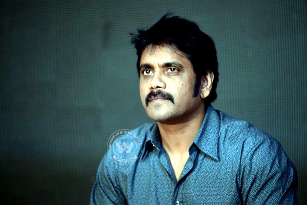 Nagarjuna Reveals About Akhil},{Nagarjuna Reveals About Akhil
